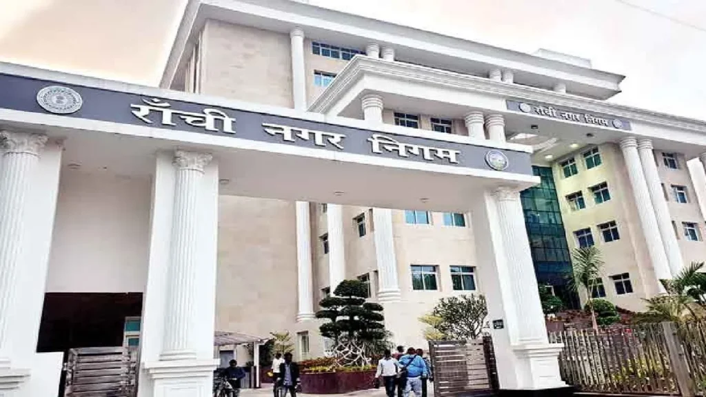 आइएएस अधिकारी के बेटे के तीन जन्म प्रमाण पत्रों पर विवाद: पासपोर्ट कार्यालय ने रांची नगर निगम से मांगे दस्तावेज
