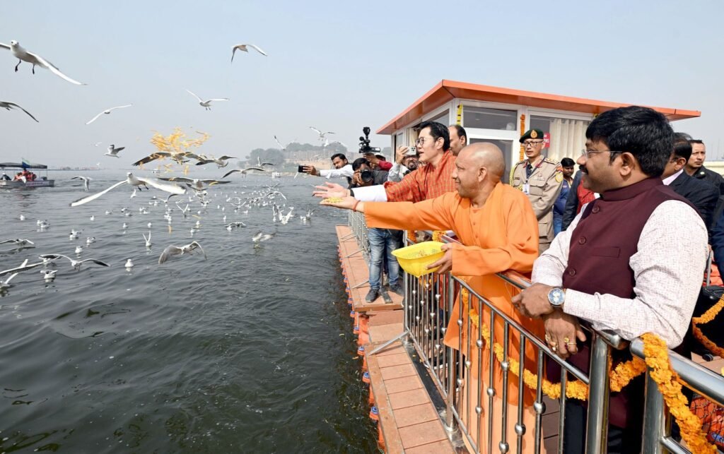 महाकुंभ में विदेशी मेहमानों का स्वागत।