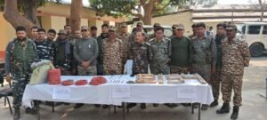 गिरिडीह के जंगलों में माओवादियों के खिलाफ पुलिस और CRPF का संयुक्त अभियान, भारी मात्रा में विस्फोटक बरामद