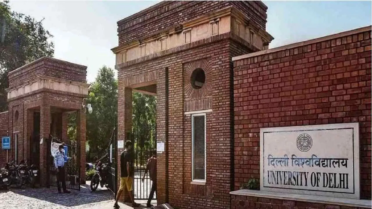 डीयू: ईसी की बैठक में 1664.74 करोड़ अनुमानित बजट पारित