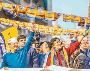 आम आदमी पार्टी जीत रही 55 सीटें : पूर्व मुख्यमंत्री अरविंद केजरीवाल