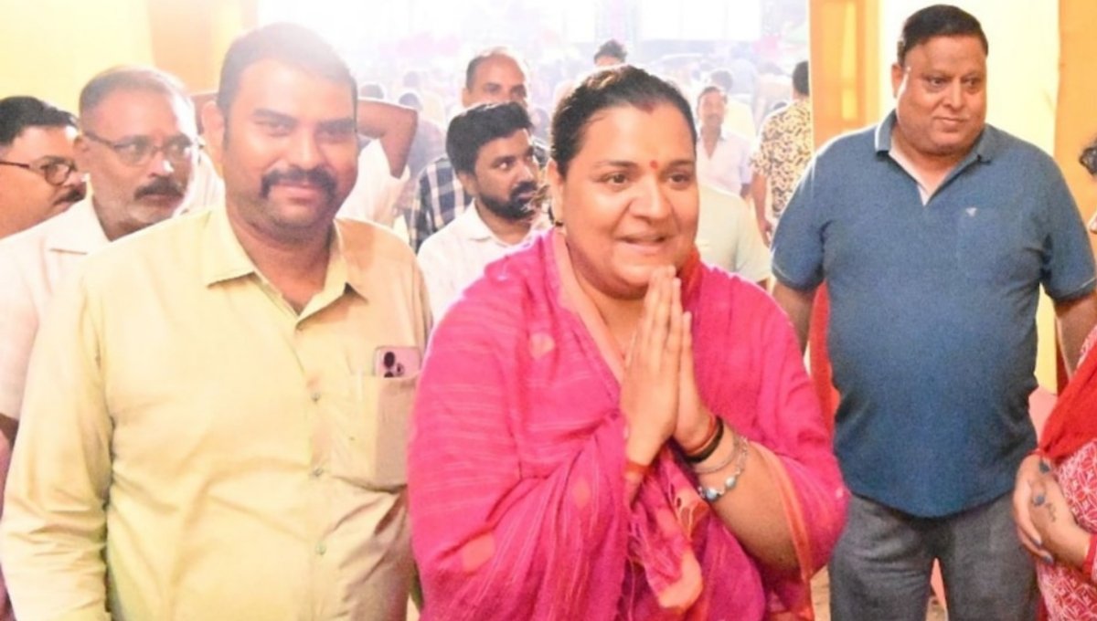 बोकारो विधायक श्वेता सिंह की बढ़ीं मुश्किलें, SDO ने भेजा नोटिस